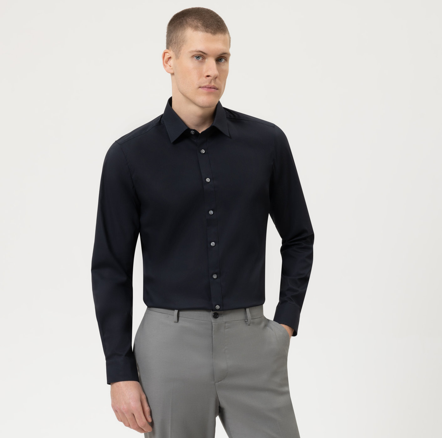 OLYMP Level Five, body fit, Business shirt, Manches extra longues, New York Kent, Noir